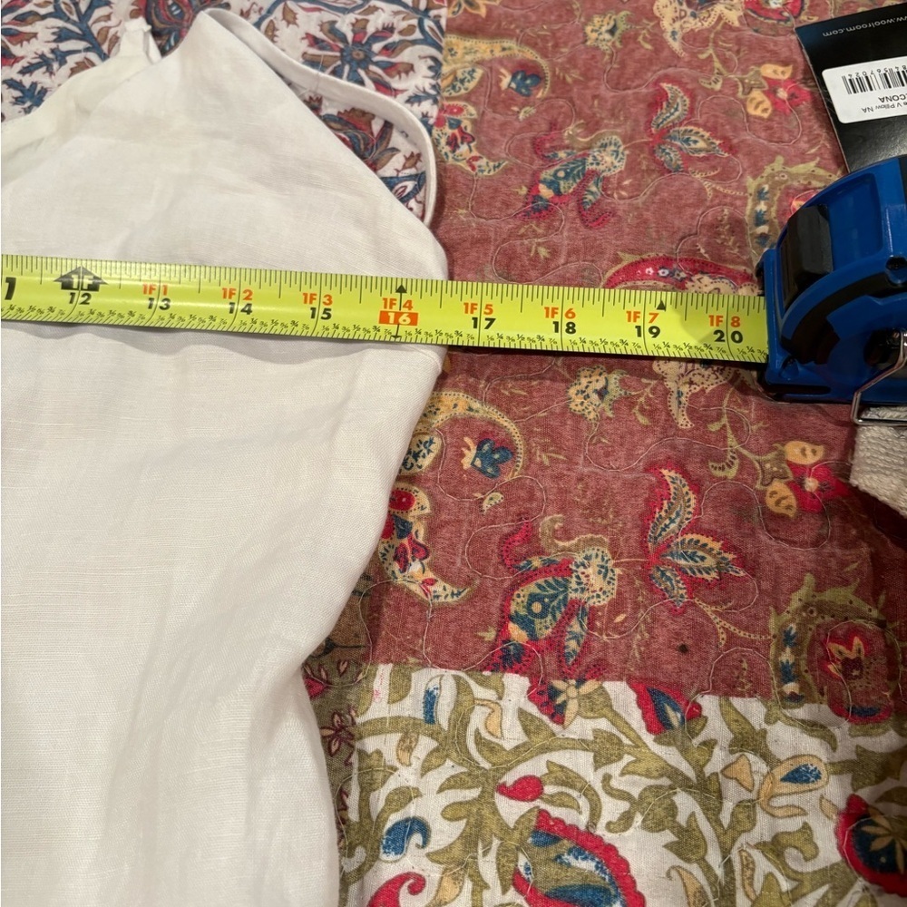 Olivaceous Linen blend Button Down Tie Back
Mini Dress White - Picture 5 of 11